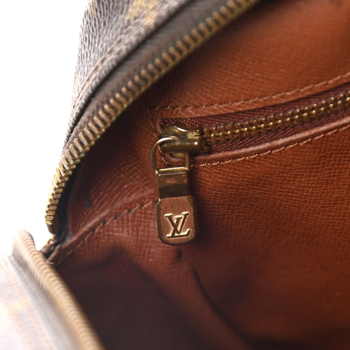 Monogram Trocadero 27