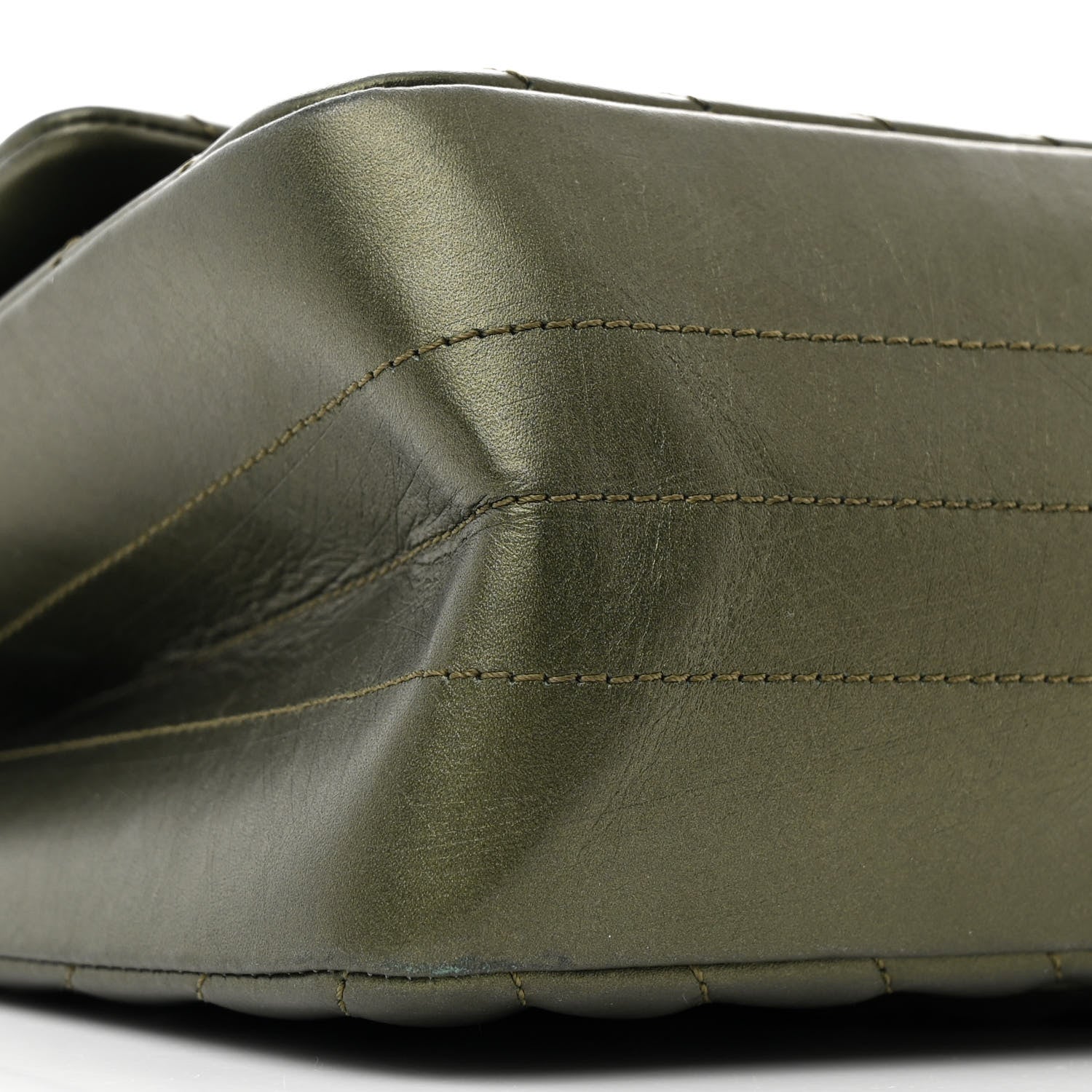 Chanel Metallic Calfskin Chevron Quilted 2.55 Reissue 226 Flap Green 9 of 11