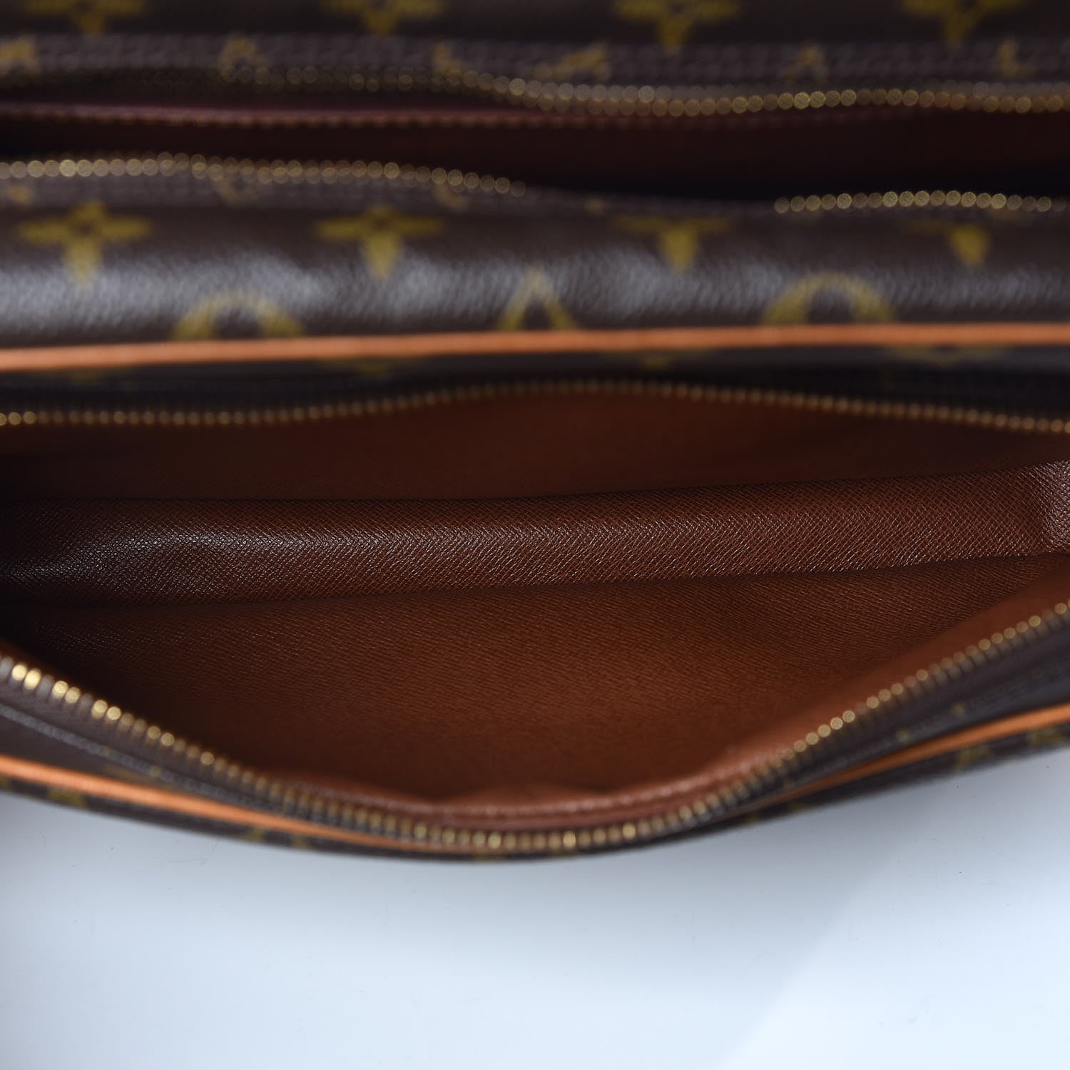 Louis Vuitton Monogram Nil 28 9 of 10