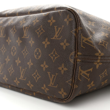 Louis Vuitton Monogram Neverfull MM 10 of 20
