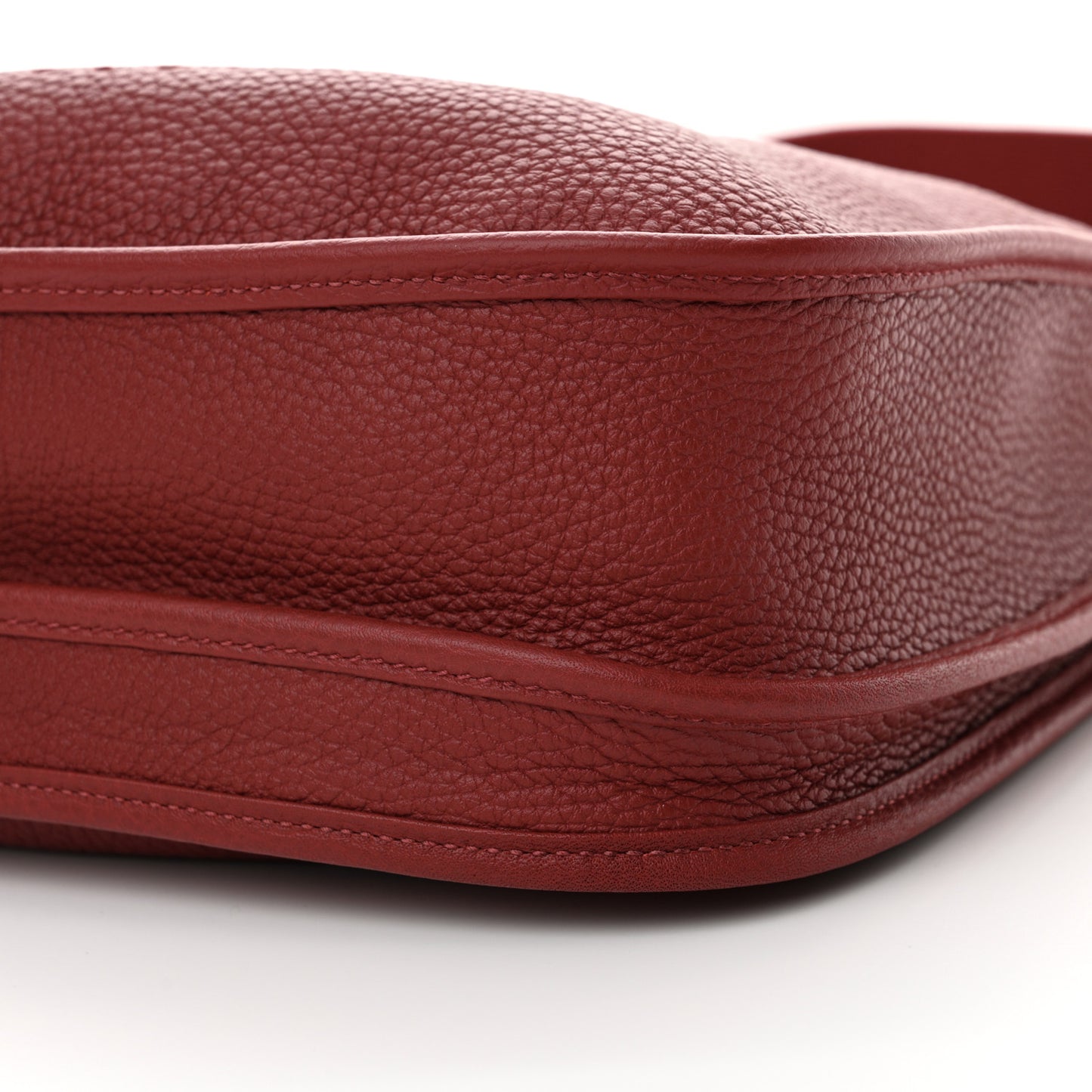 Taurillon Clemence Evelyne III PM Rouge Grenat