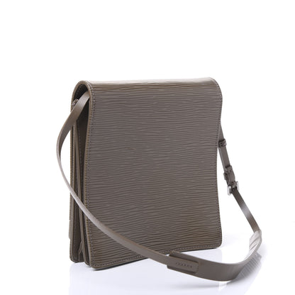 Louis Vuitton Epi Biarritz Pepper 2 of 8