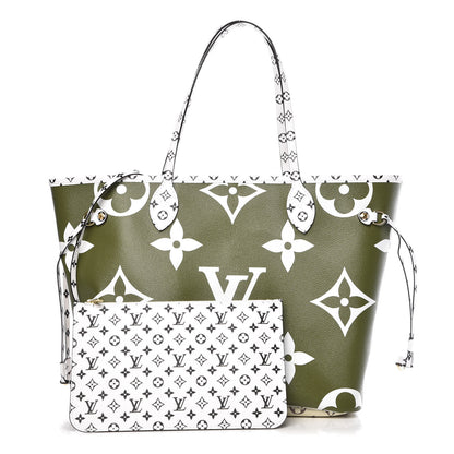 Louis Vuitton Monogram Giant Neverfull MM Kaki 1 of 13