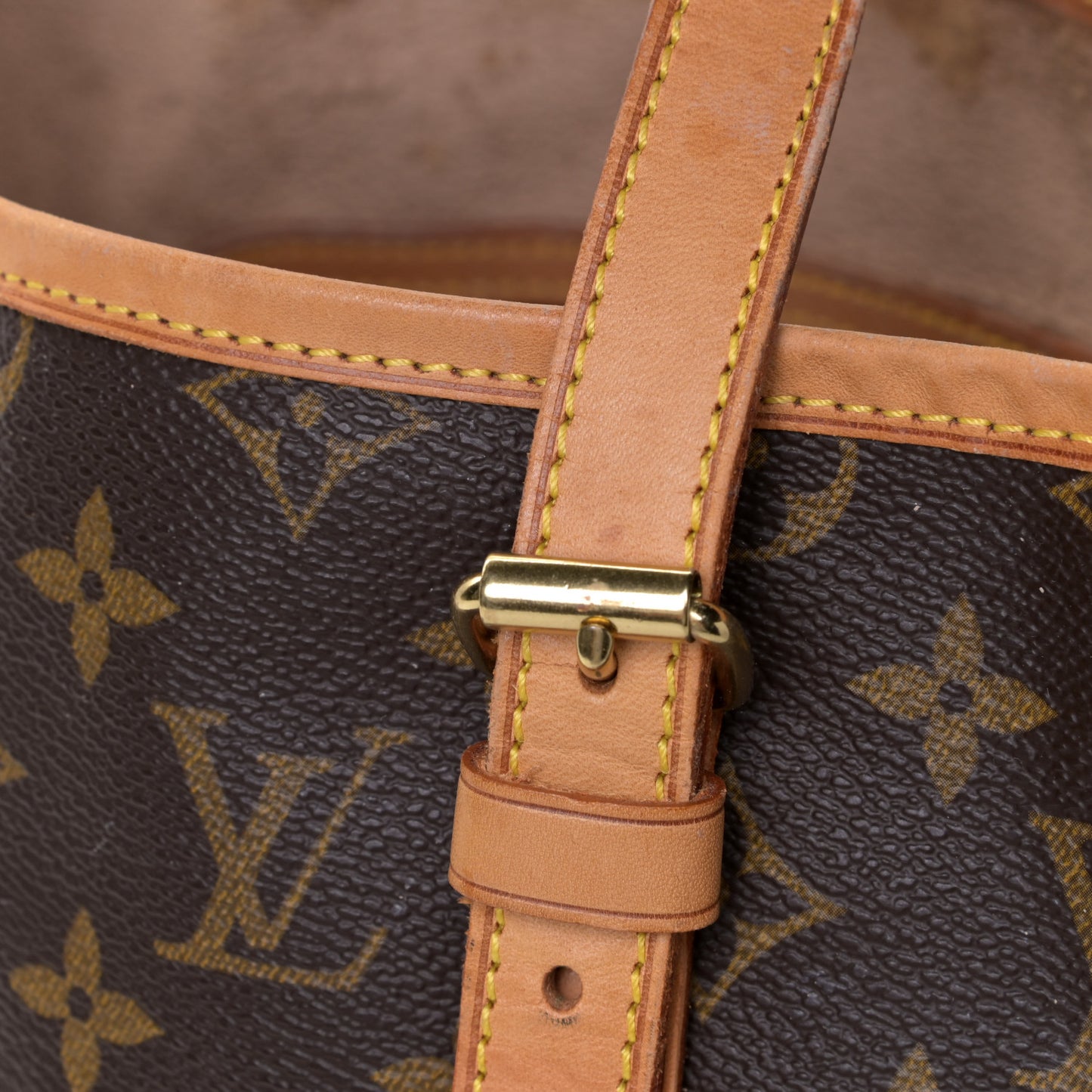 Monogram Bucket 27