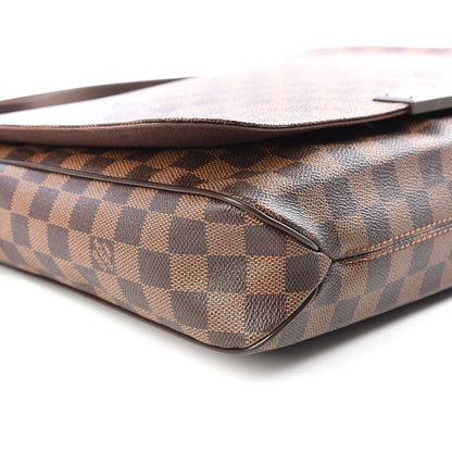 Louis Vuitton Damier Ebene District MM 5 of 9