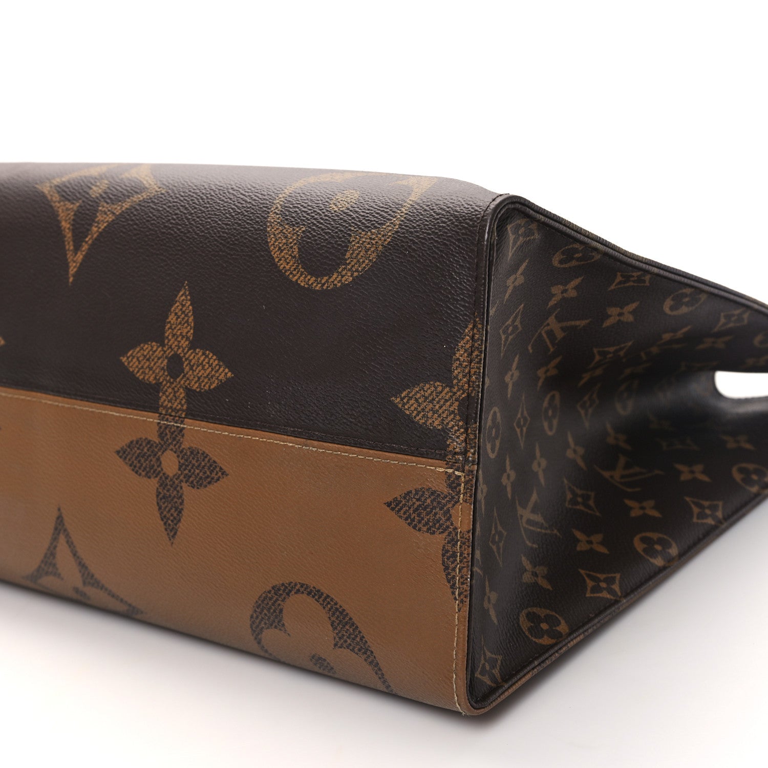 Louis Vuitton Reverse Monogram Giant Onthego GM 9 of 11