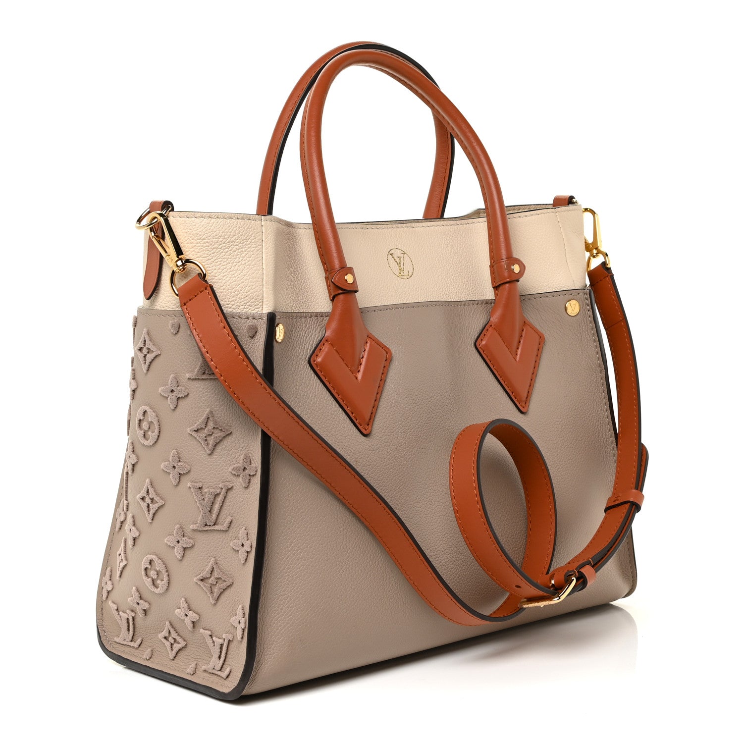 Louis Vuitton Calfskin Monogram Tufting On My Side Galet 3 of 15