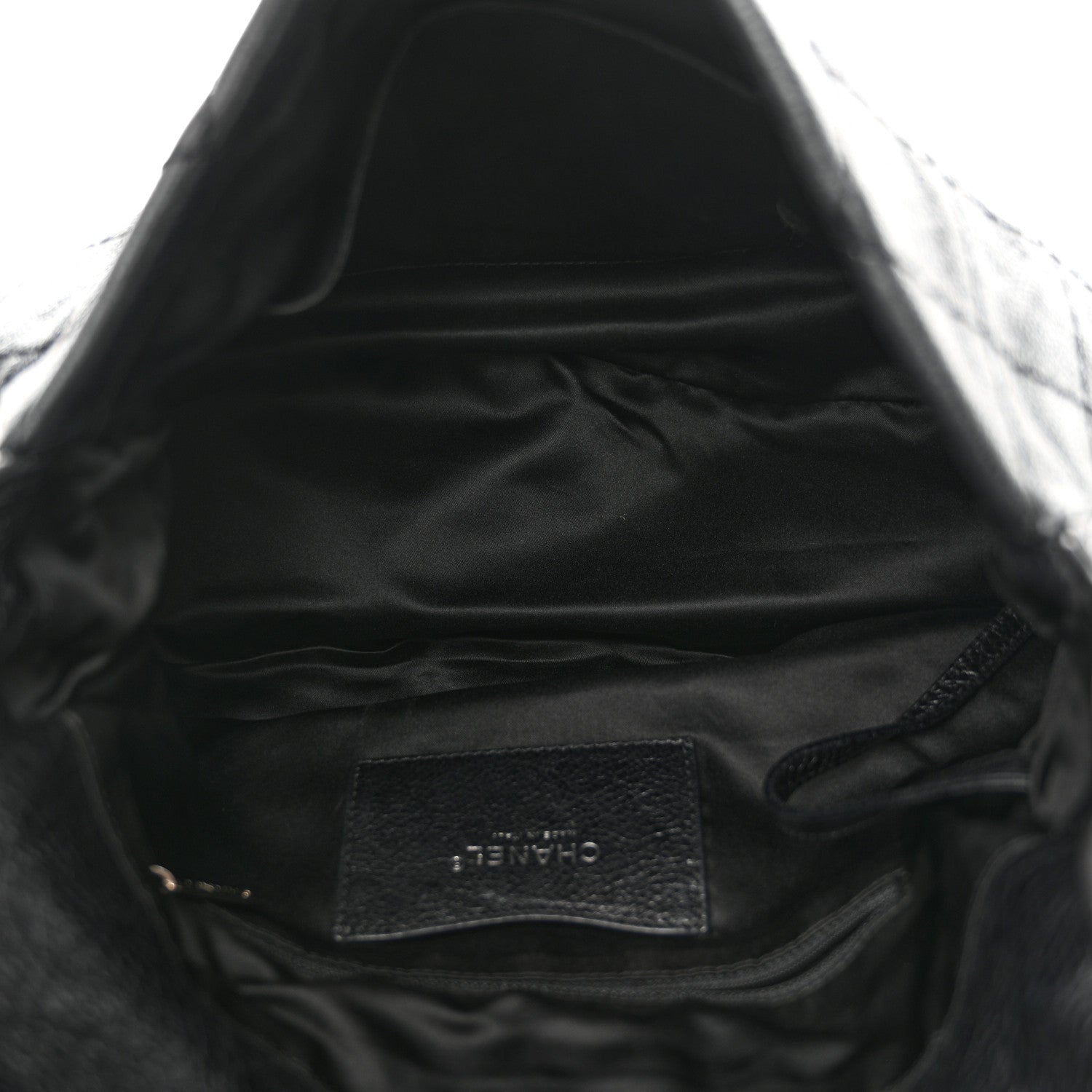 Chanel Glazed Calfskin Stitched XL On The Road Flap Black 4 of 15