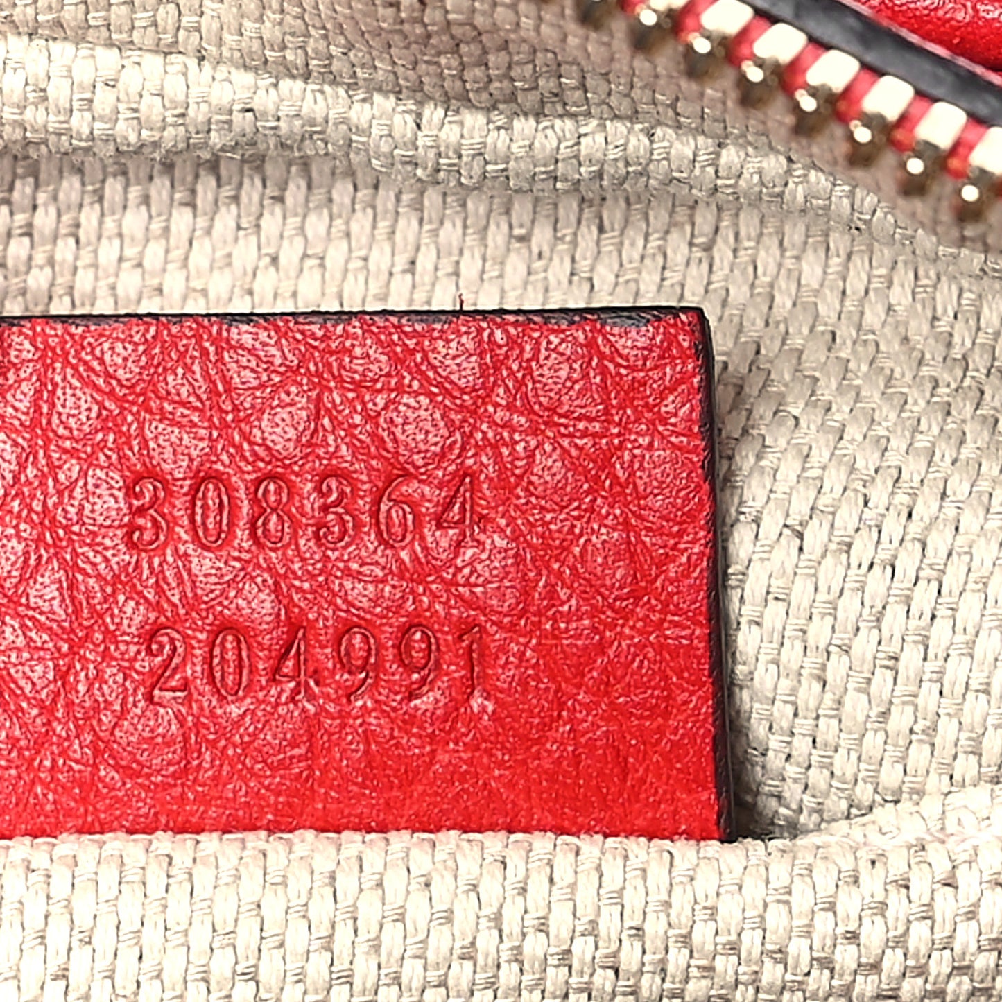 Pebbled Calfskin Small Soho Disco Bag Vibrant Red