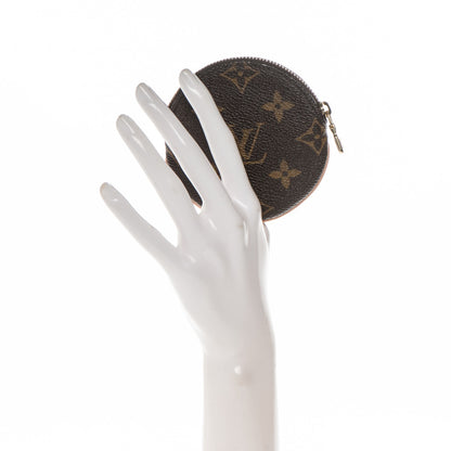 Louis Vuitton Monogram Round Coin Purse 2 of 7