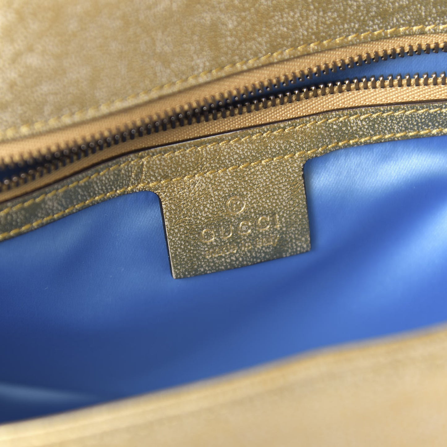 Metallic Calfskin Matelasse Small GG Marmont Shoulder Bag Gold Pink