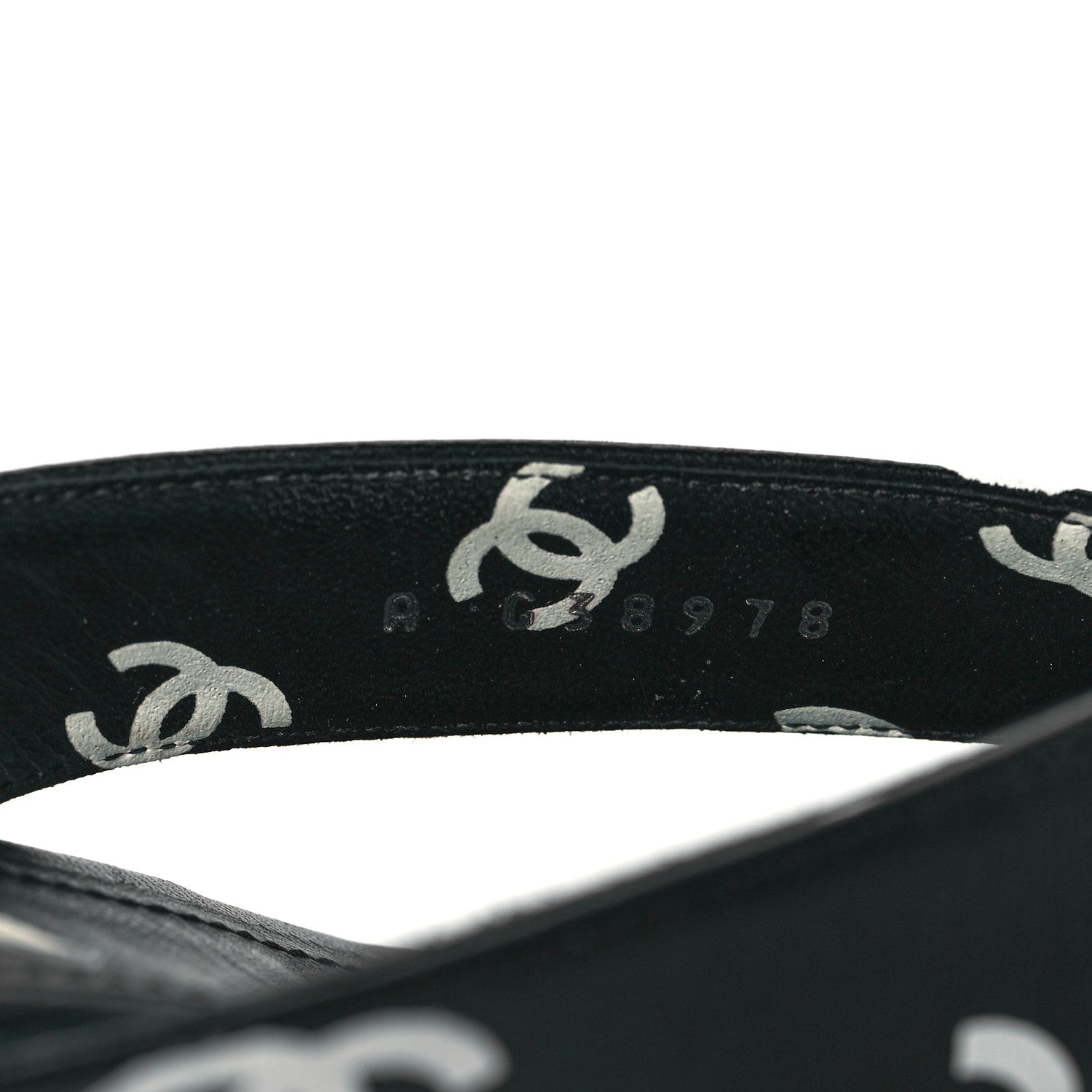 Chanel Lambskin Printed CC Thong Sandals 38.5 Black White 8 of 10