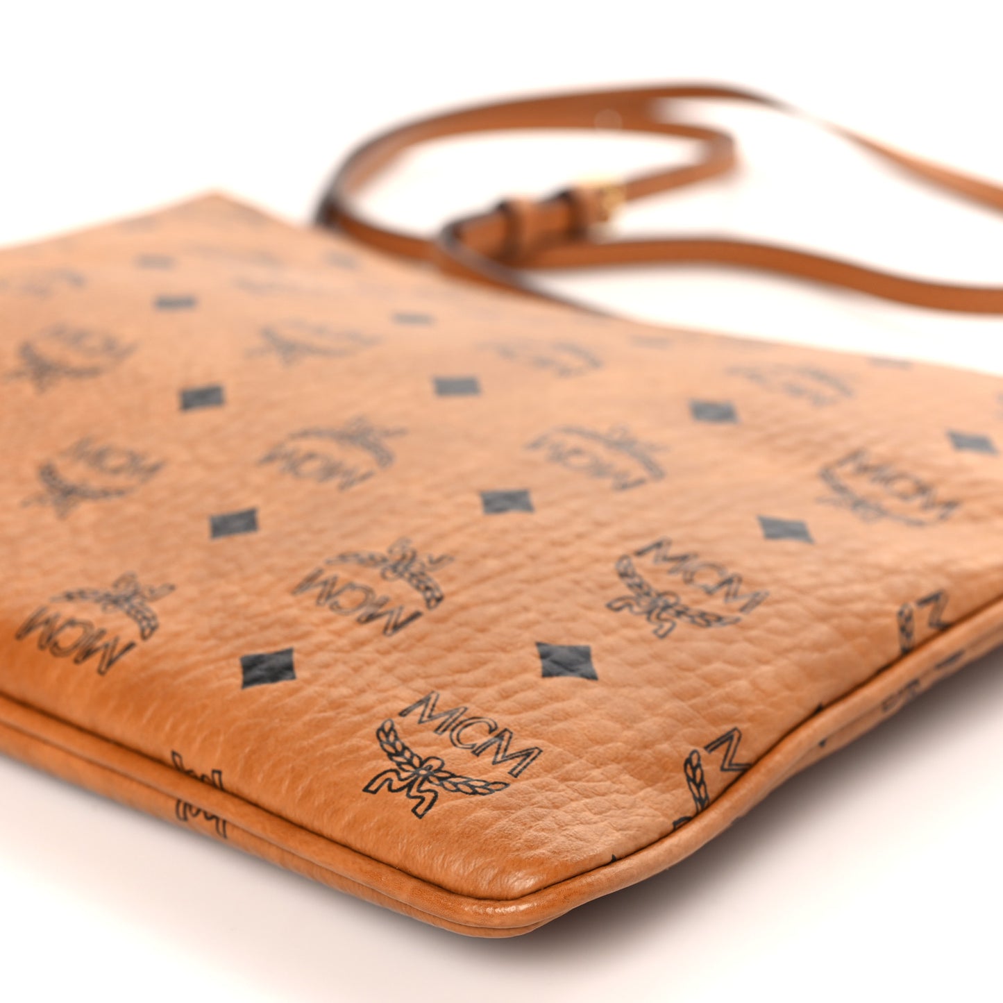Visetos Medium Crossbody Pouch Cognac