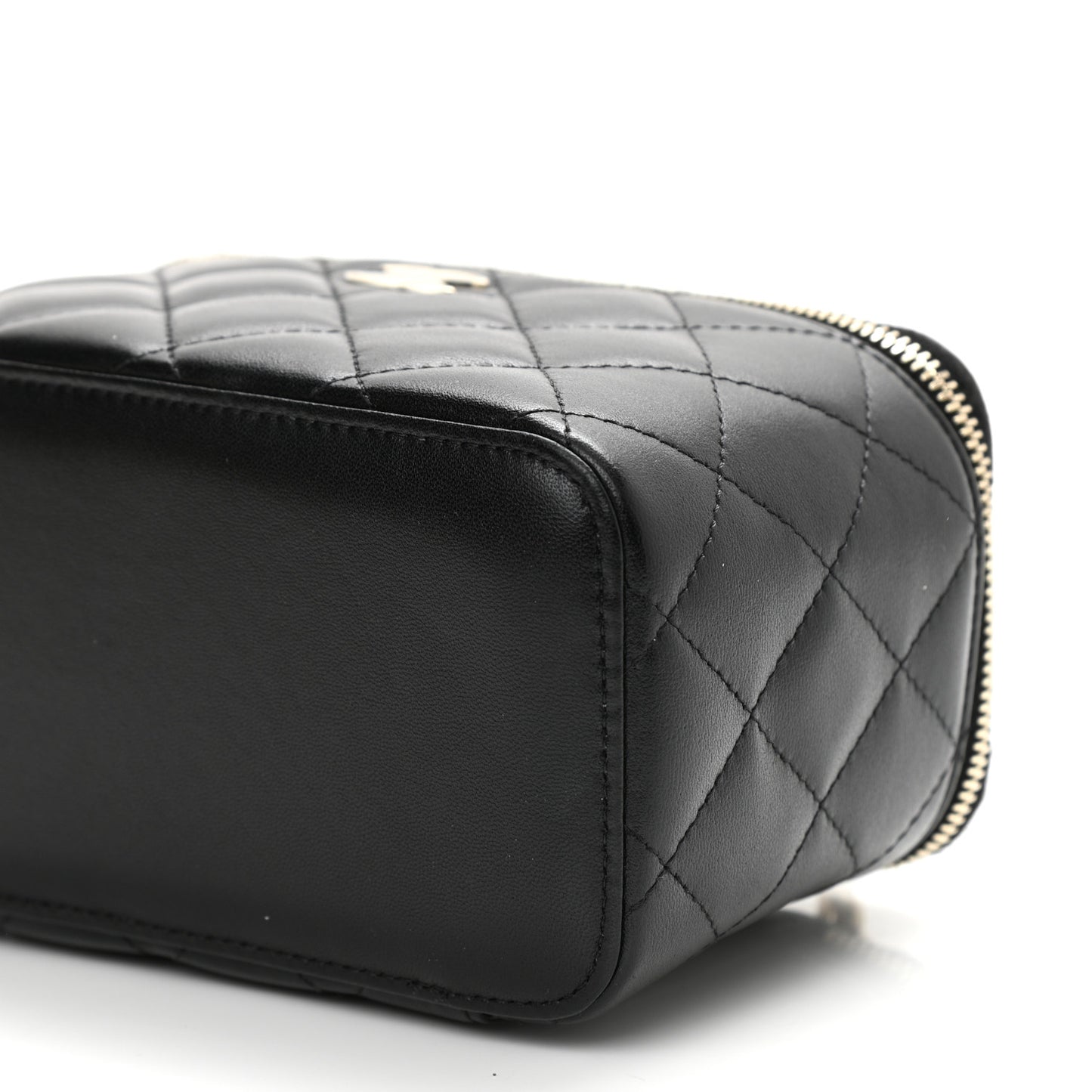 Lambskin Quilted Small Top Handle Vanity Case With Chain Black