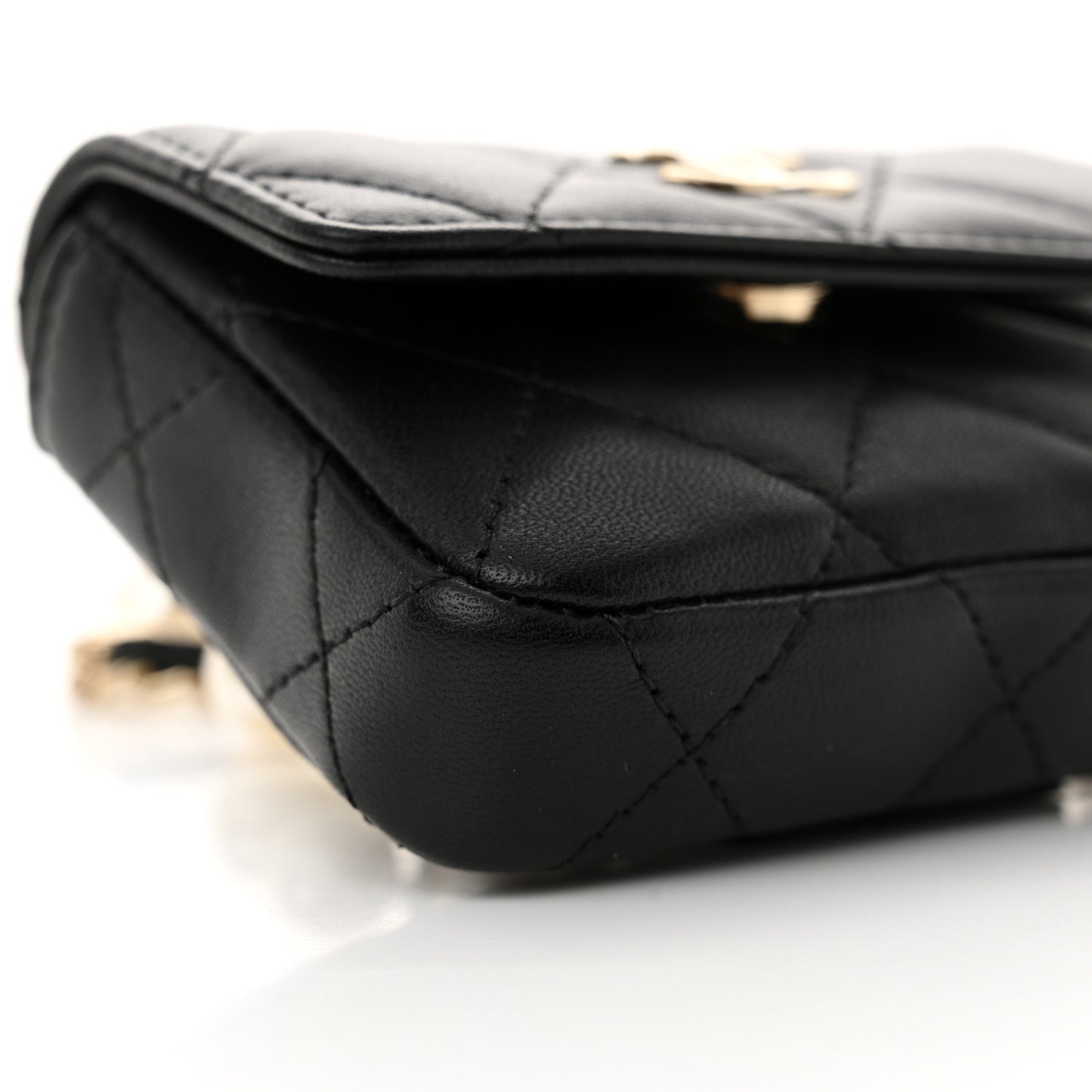 Lambskin Quilted Pearl Chain Belt Bag Black