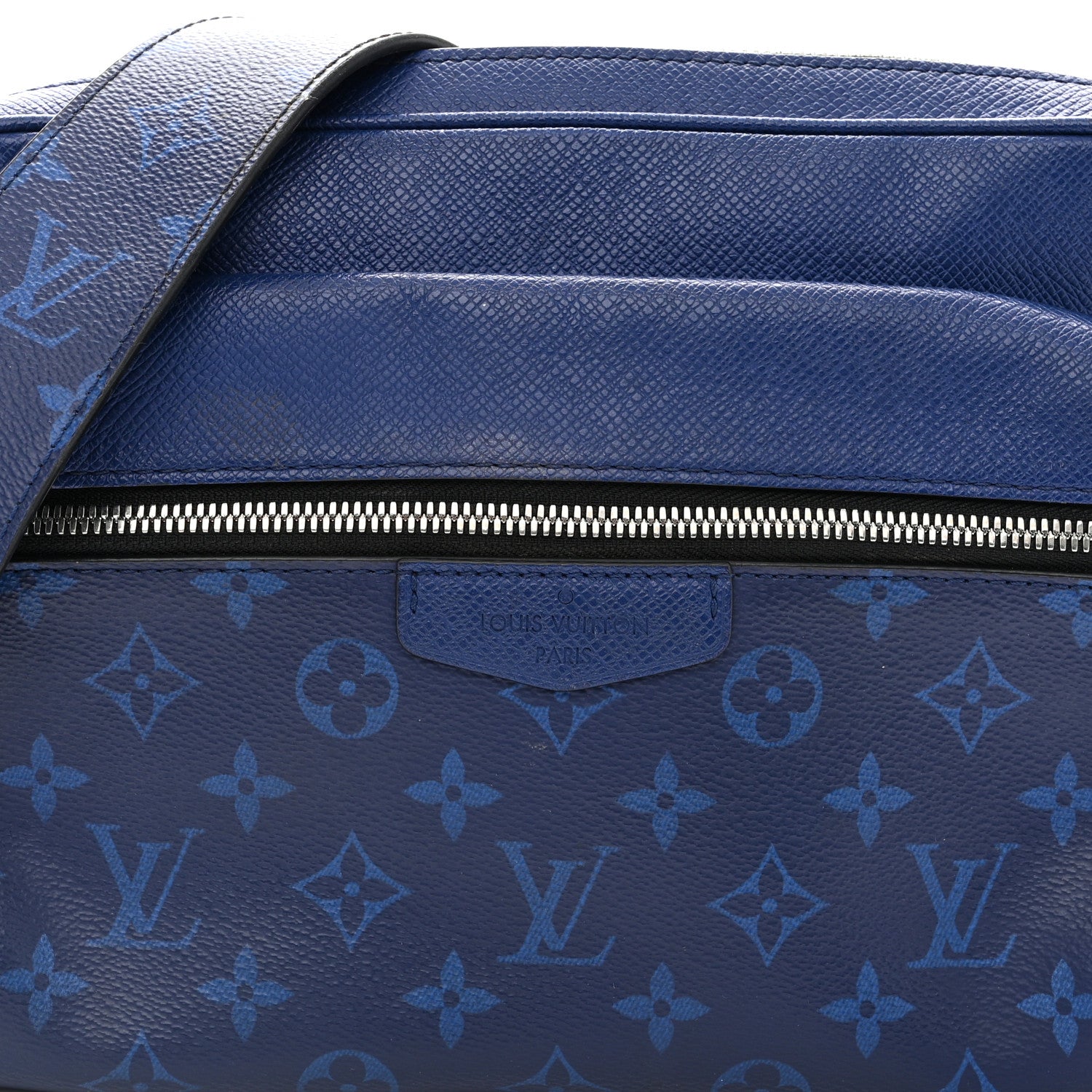 Louis Vuitton Taiga Monogram Outdoor Messenger Cobalt 8 of 12