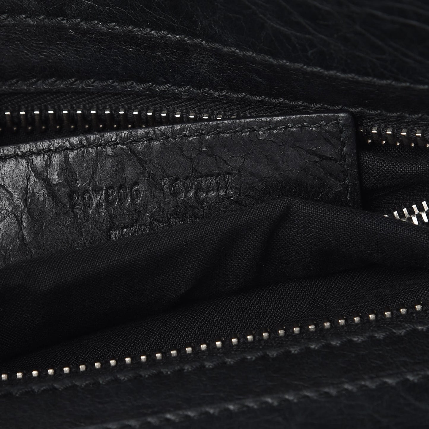 Agneau Giant 21 Silver Hardware Mid Day Black