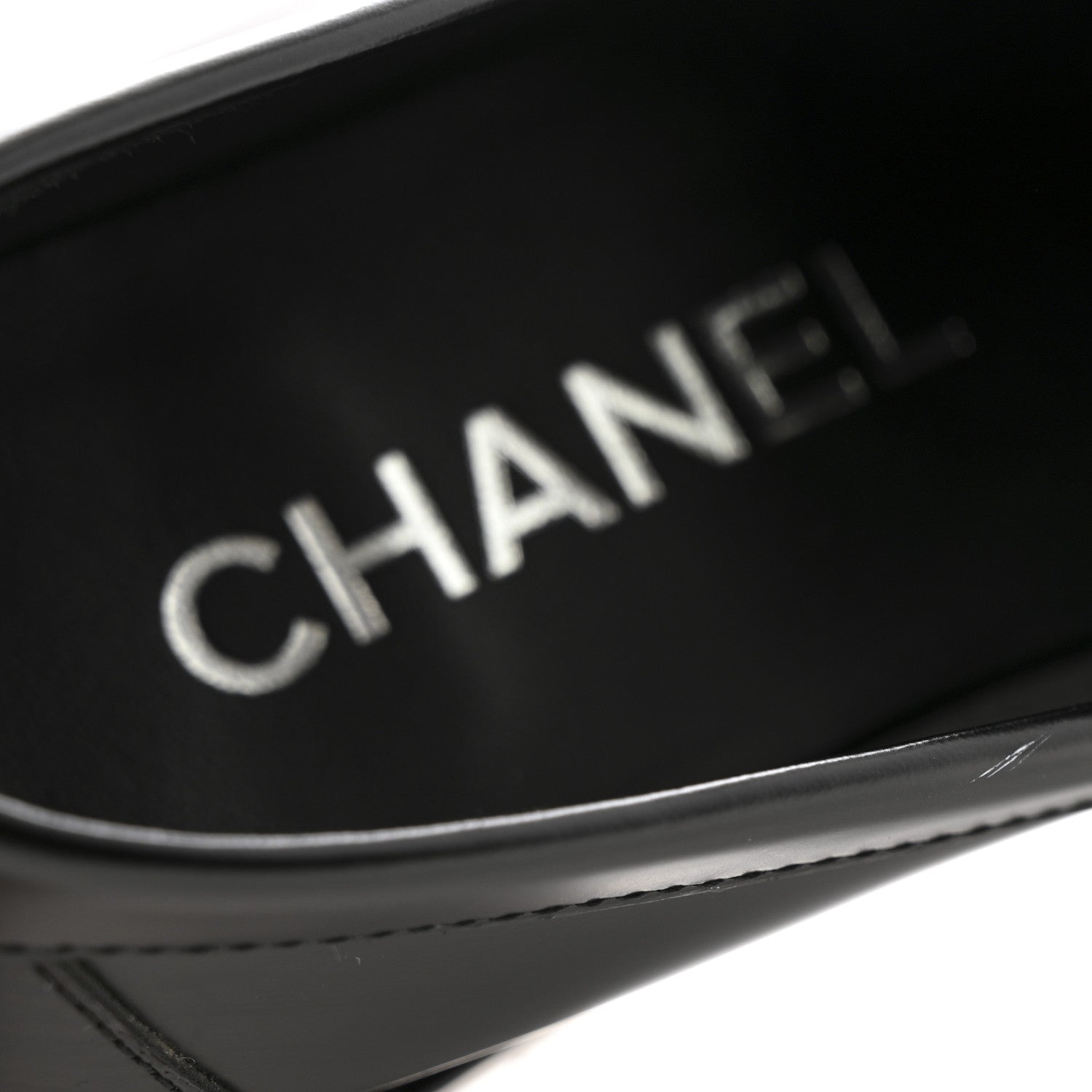 Chanel Calfskin Metal CC Loafers 35 Black 1767457 – FASHIONPHILE