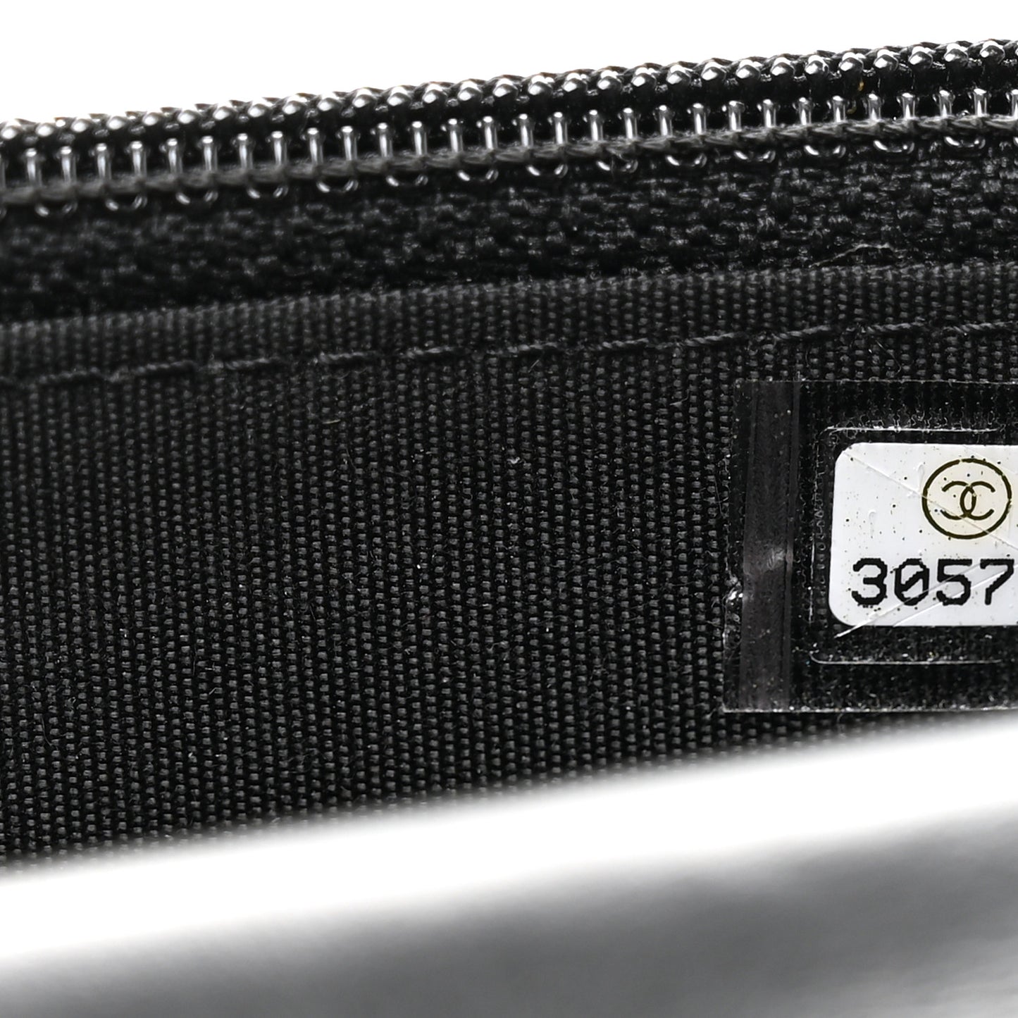 Calfskin Quilted Maxi Pearls Clutch With Chain Black