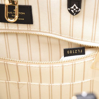 Louis Vuitton Monogram Giant Jungle Onthego GM Ivory 8 of 9