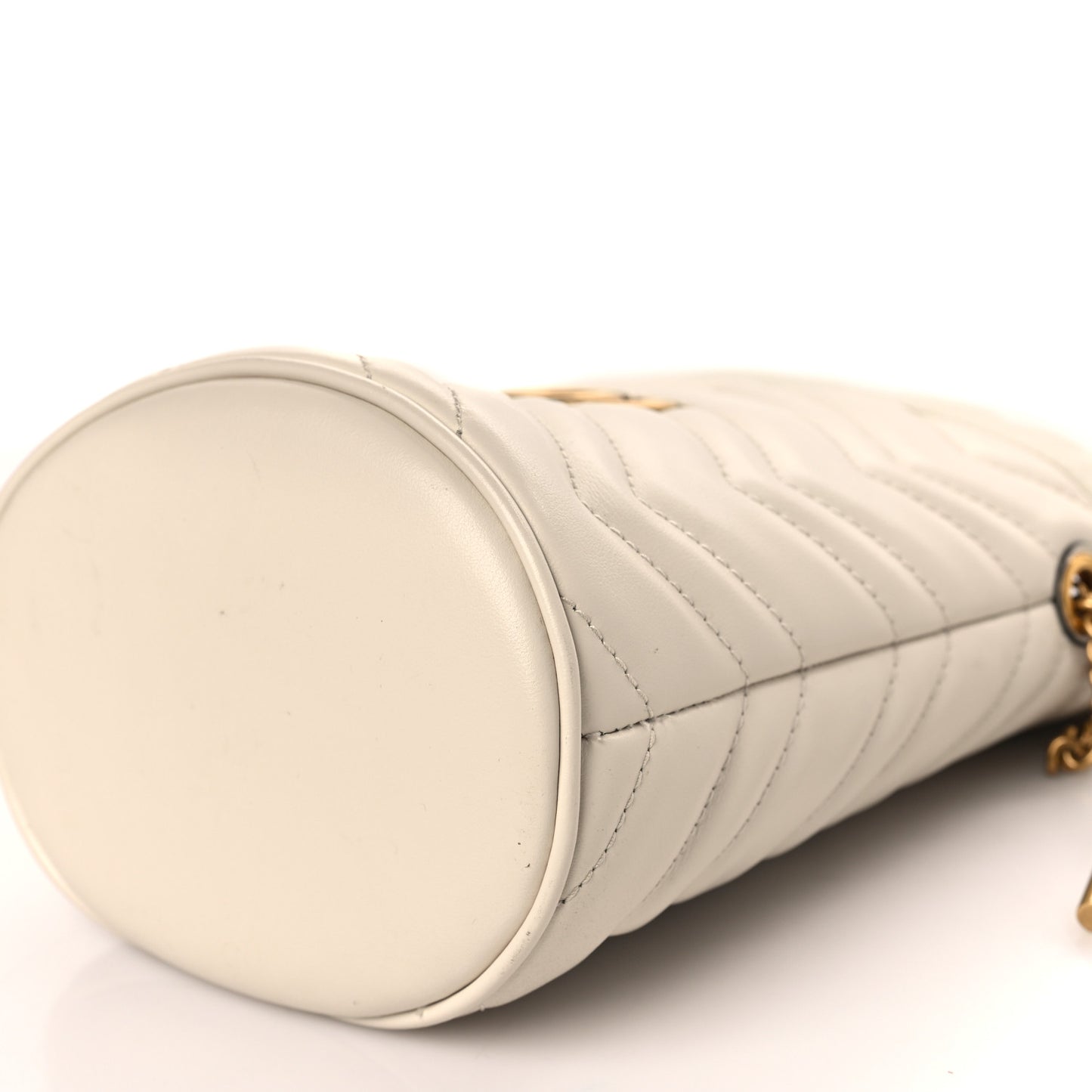 Calfskin Matelasse Mini GG Marmont 2.0 Bucket Bag White