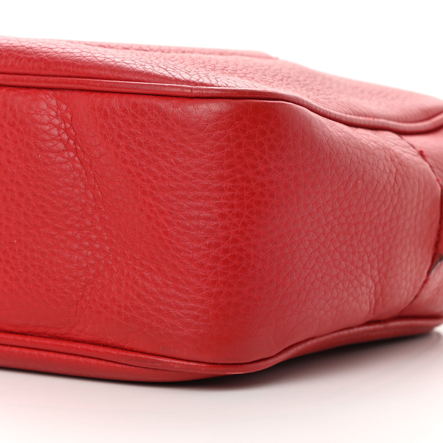 Gucci Pebbled Calfskin Small Soho Disco Bag Tabasco Red 10 of 17