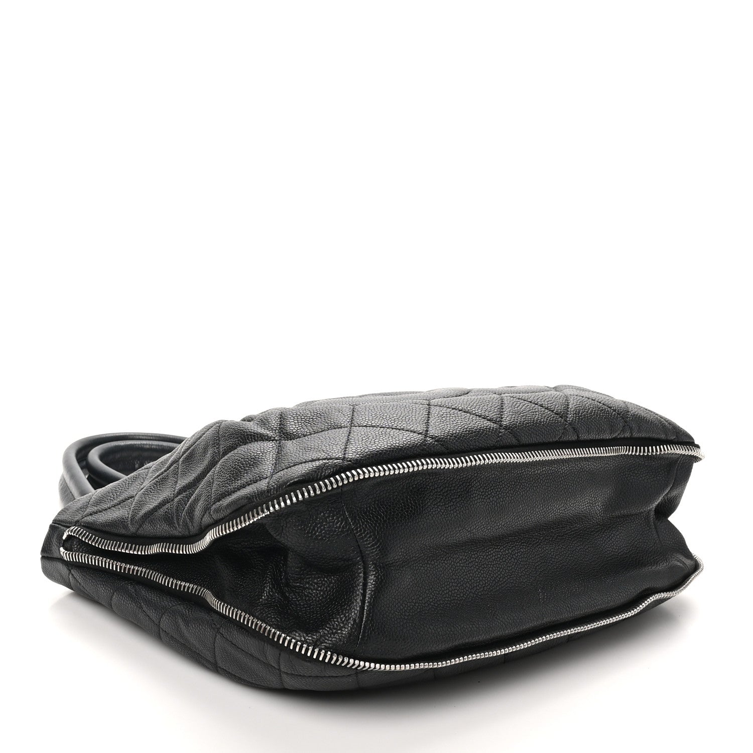 Chanel Caviar Quilted CC Zip Around Shoulder Bag Black 4 of 10