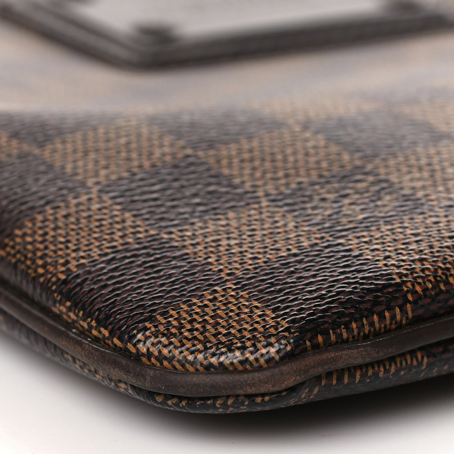 Damier Ebene Brooklyn Flat Pochette