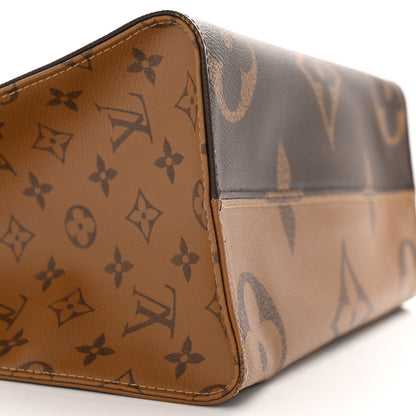 Louis Vuitton Reverse Monogram Giant Onthego MM 9 of 10