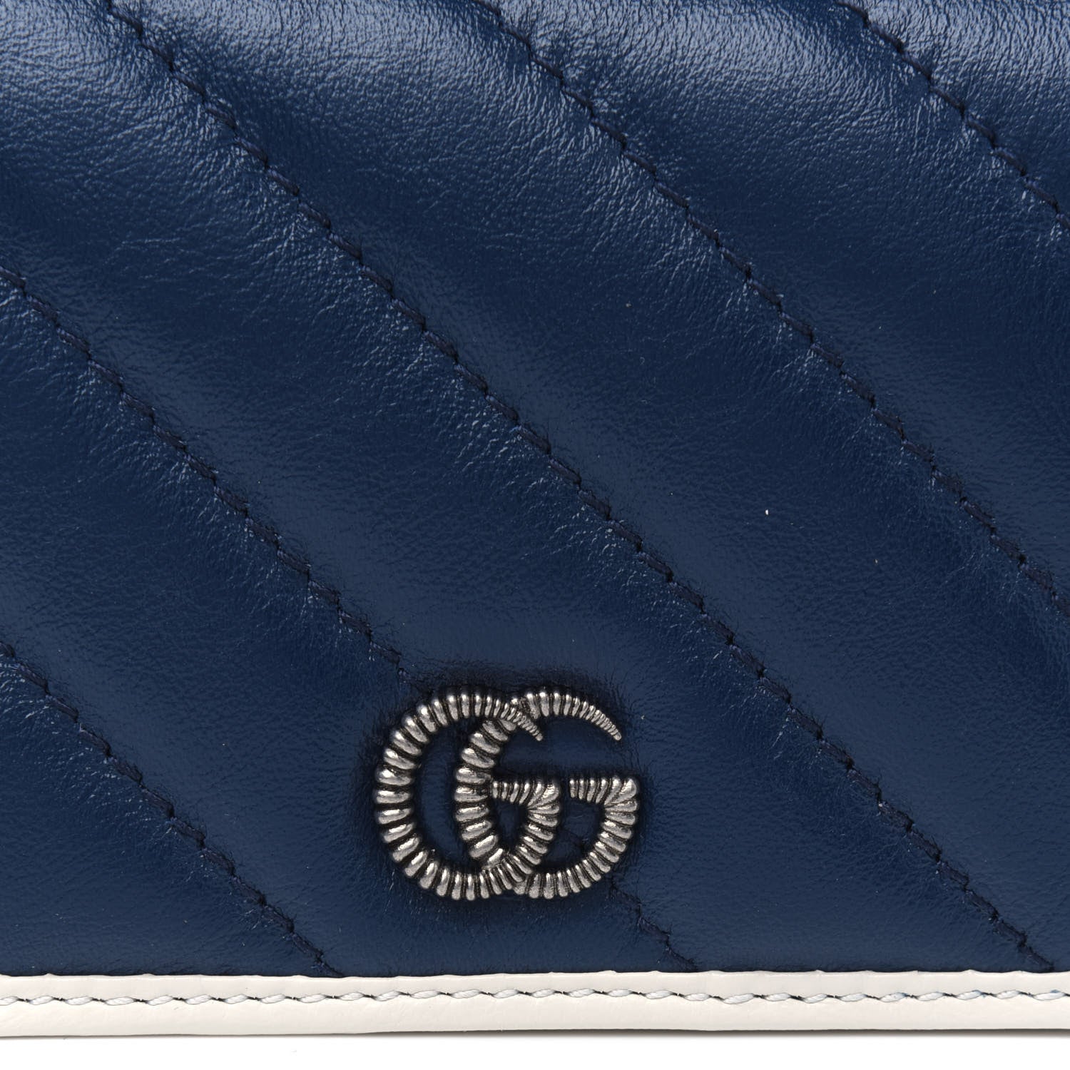 Gucci Vintage Effect Calfskin Matelasse Diagonal Torchon GG Marmont Card Case Wallet Blue Agata Mystic White 5 of 5