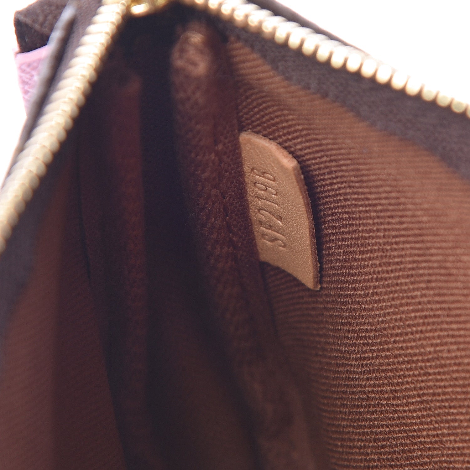 Louis Vuitton Monogram 2016 Christmas Animation Mini Pochette Accessories Rose Ballerine 7 of 8