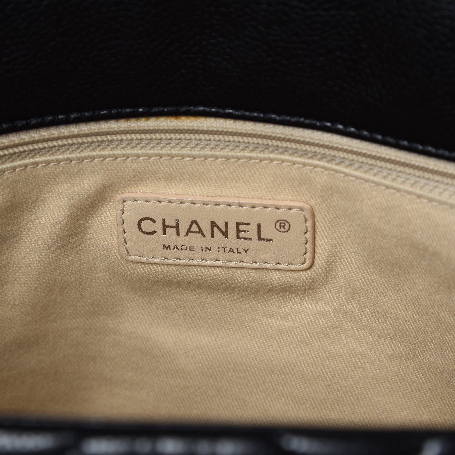 Chanel Glazed Caviar Quilted Stretch Spirit Messenger Bag Black 8 of 9