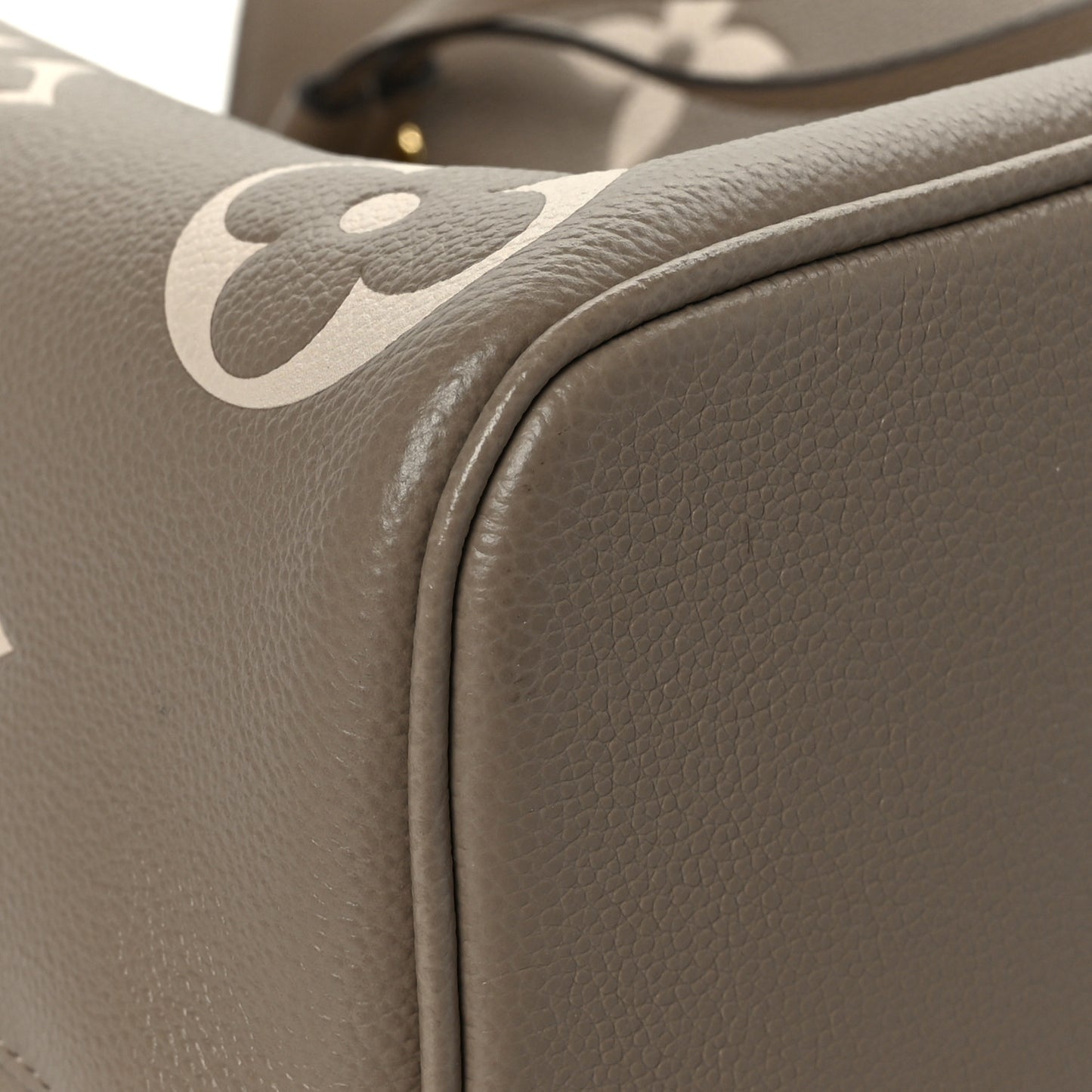 Empreinte Monogram Giant Neonoe MM Tourterelle Creme