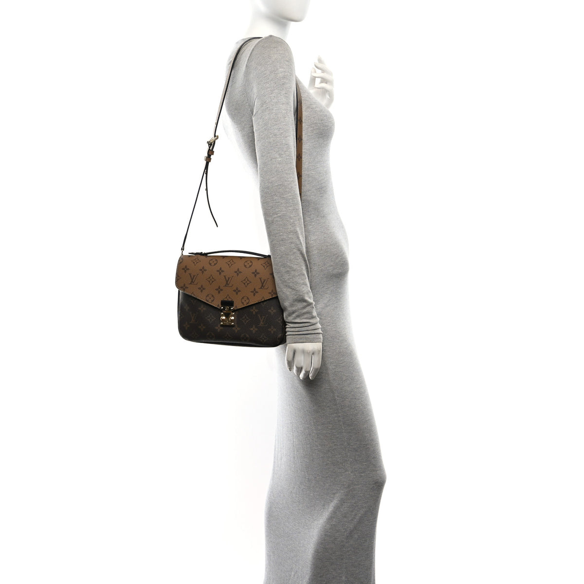Reverse Monogram Pochette Metis
