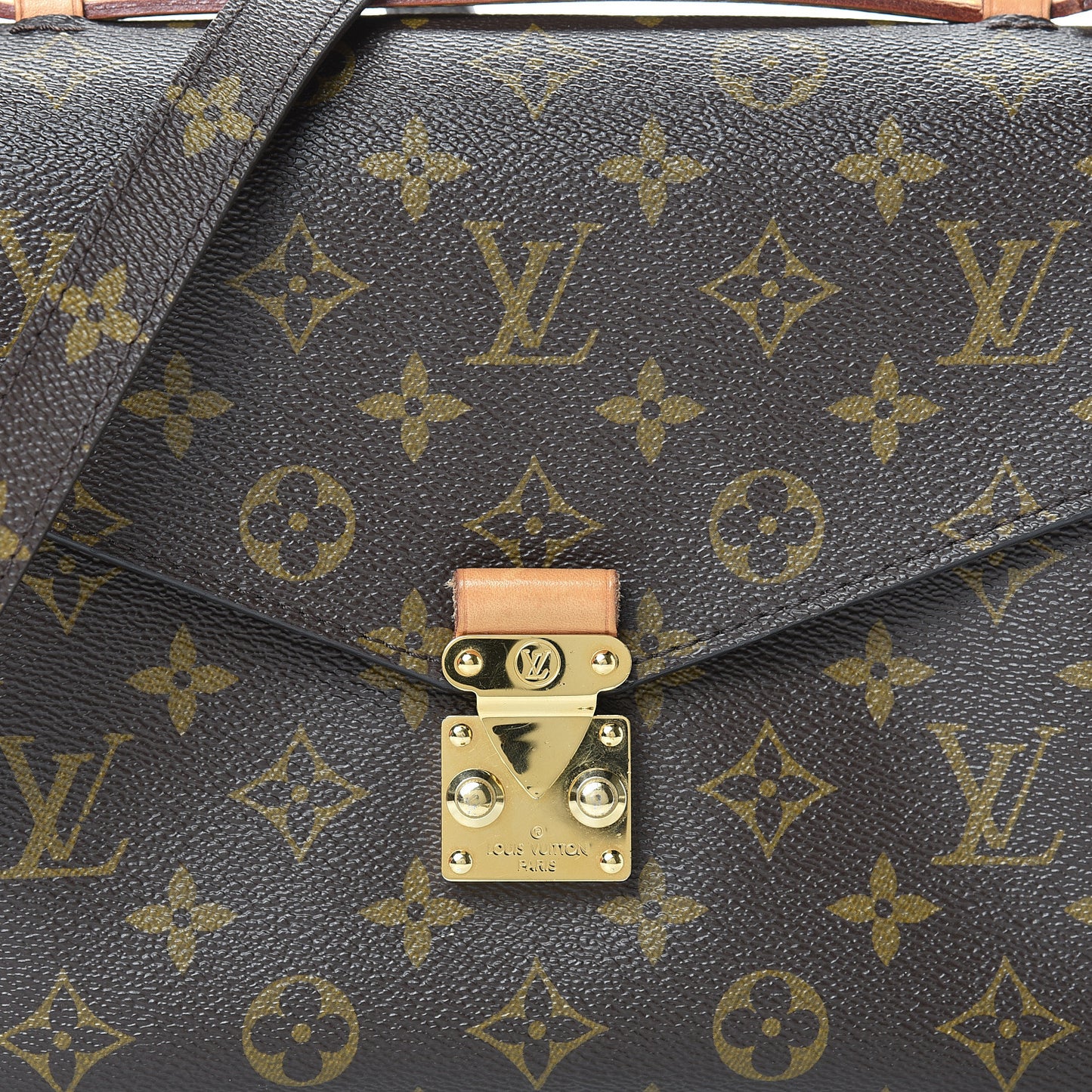 Monogram Pochette Metis