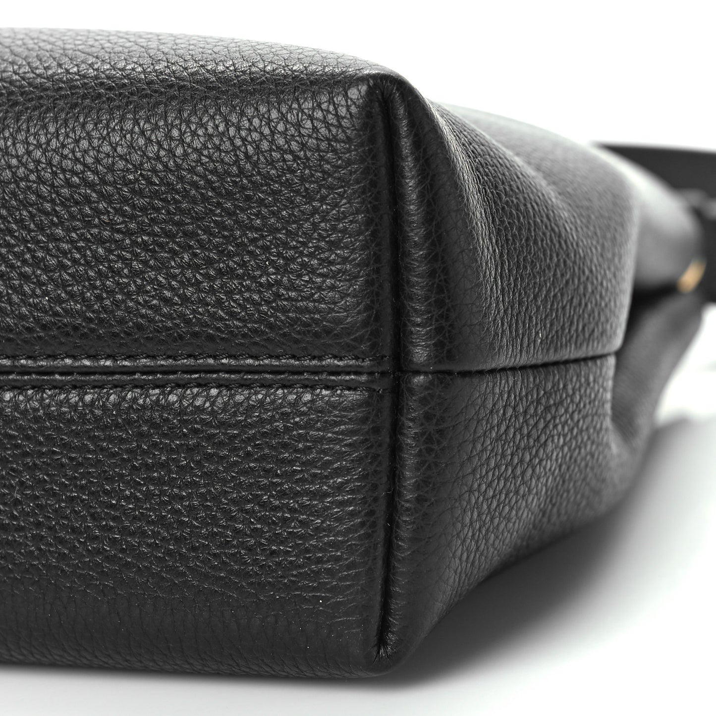 Calfskin Vitello Virtus Hobo Black