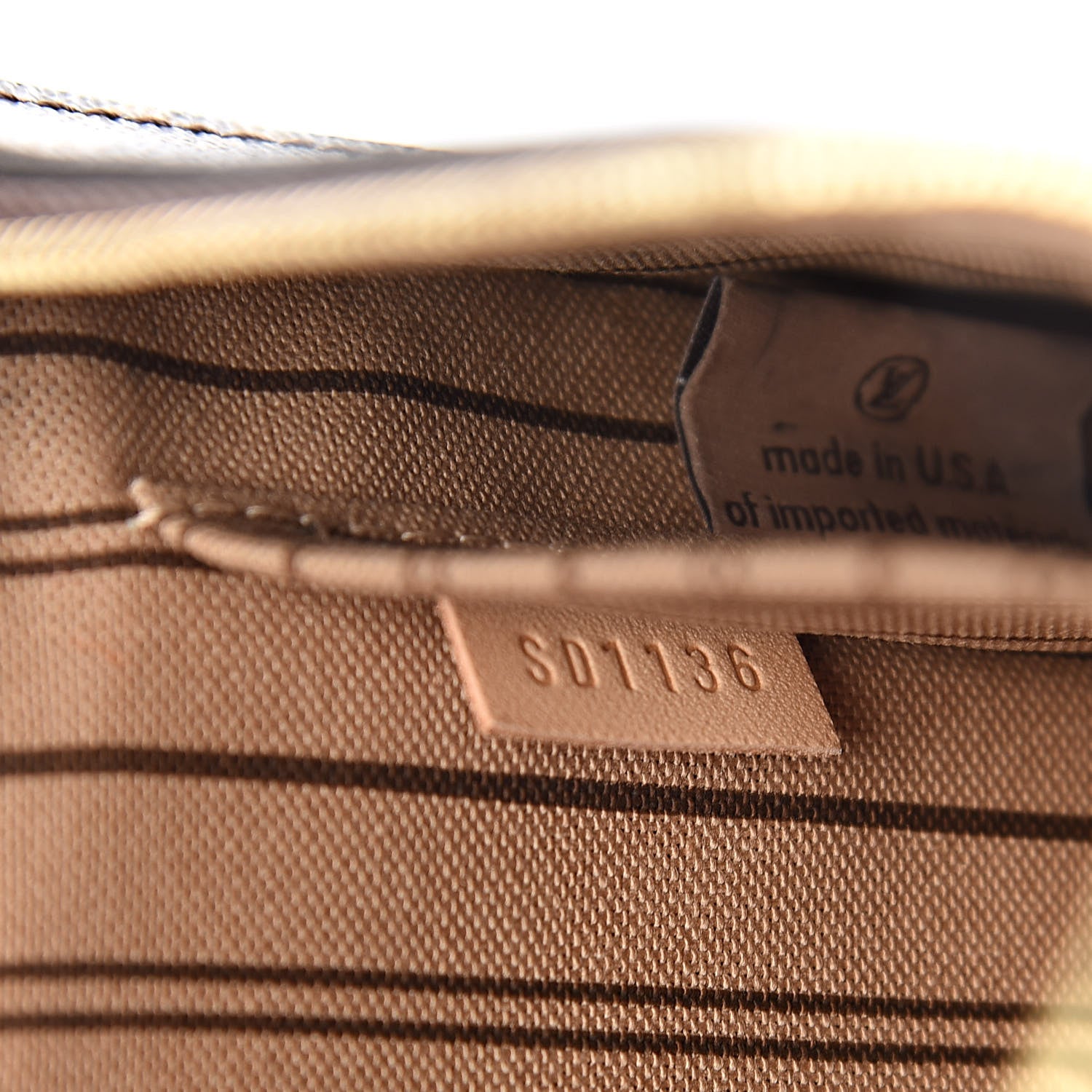 Louis Vuitton Monogram Neverfull MM GM Pochette 7 of 10