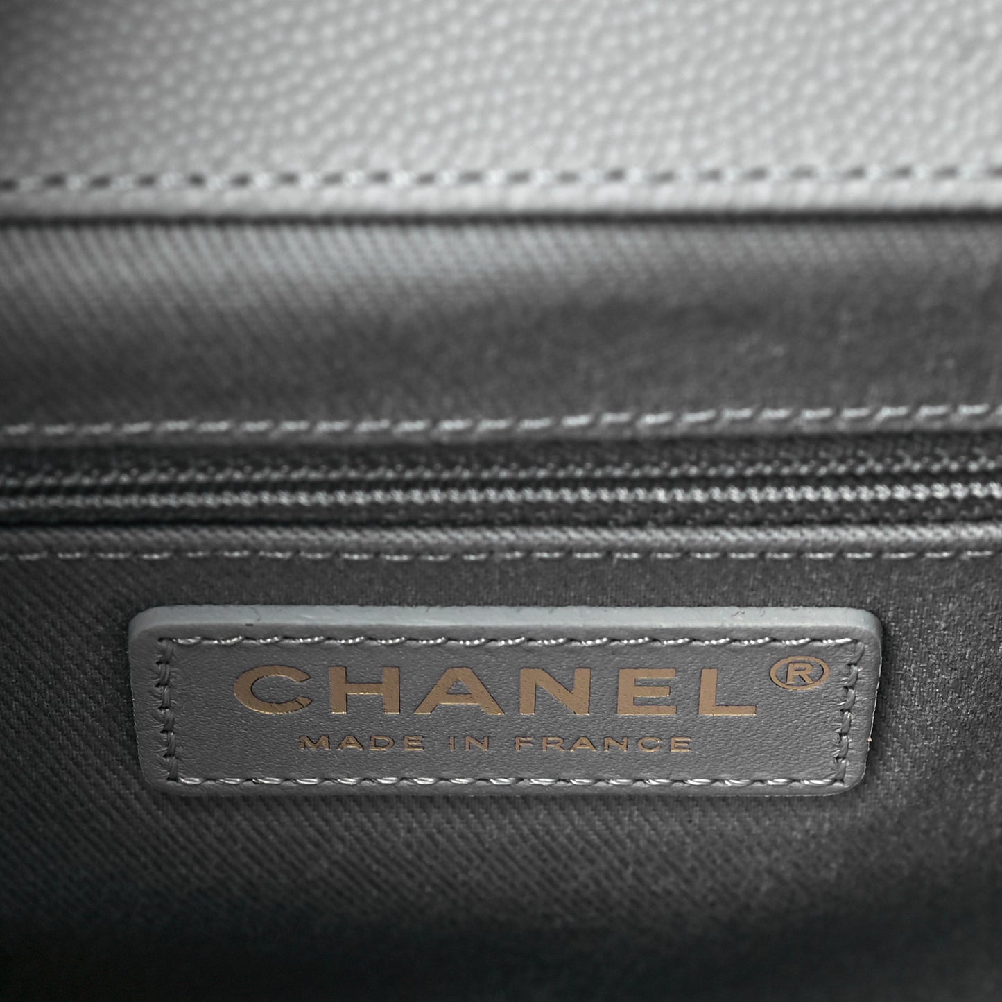 Caviar Quilted Medium Business Affinity Flap Grey