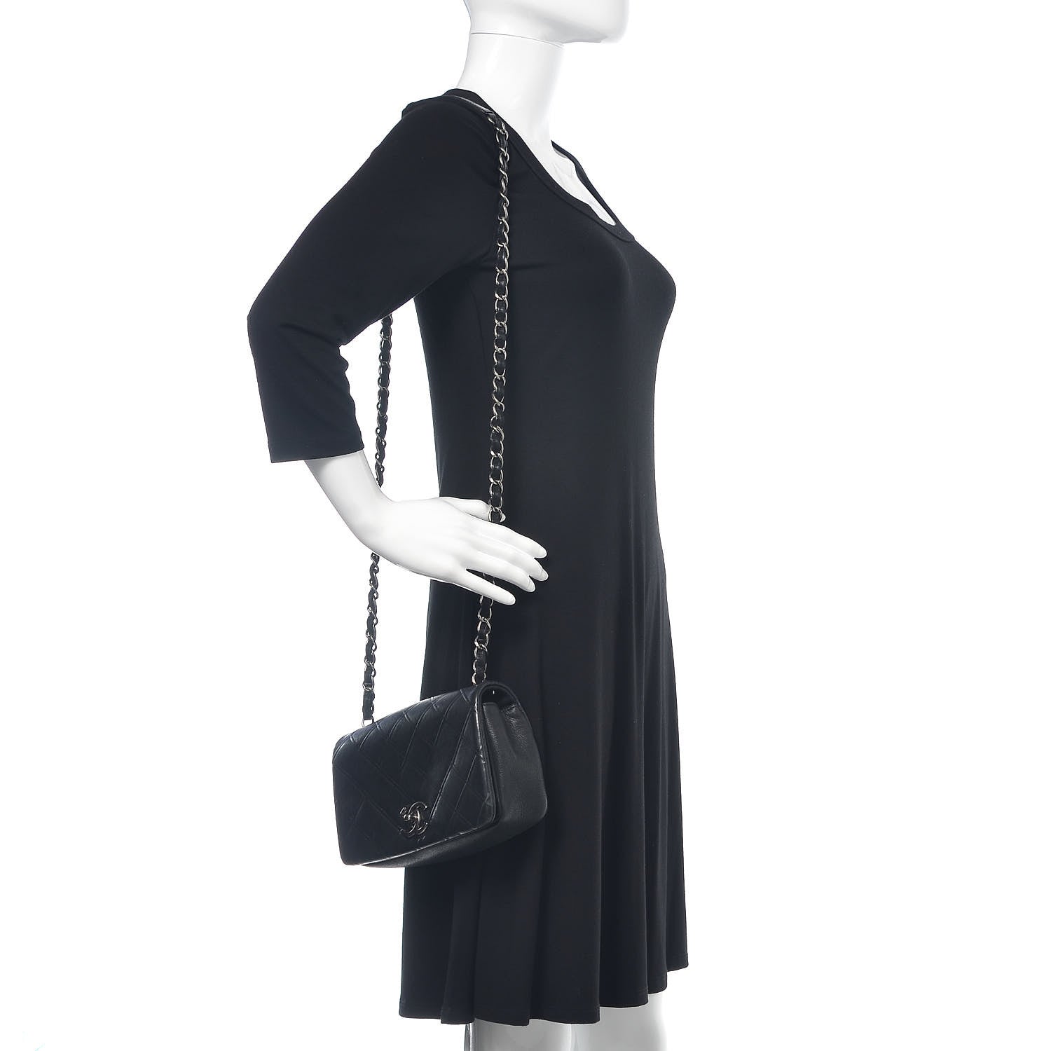 Chanel Calfskin Diamond Embossed New Chic Flap Black 2 of 18