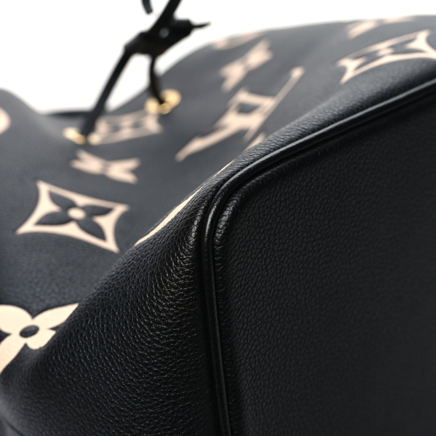 Empreinte Monogram Giant Neonoe MM Black Beige