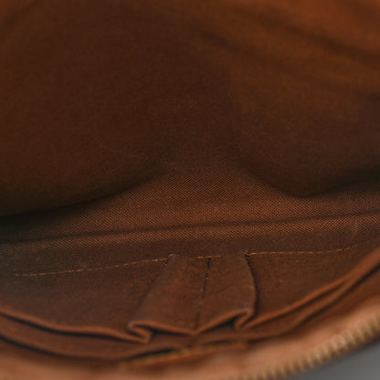 Louis Vuitton Monogram Trotteur Beaubourg 6 of 12