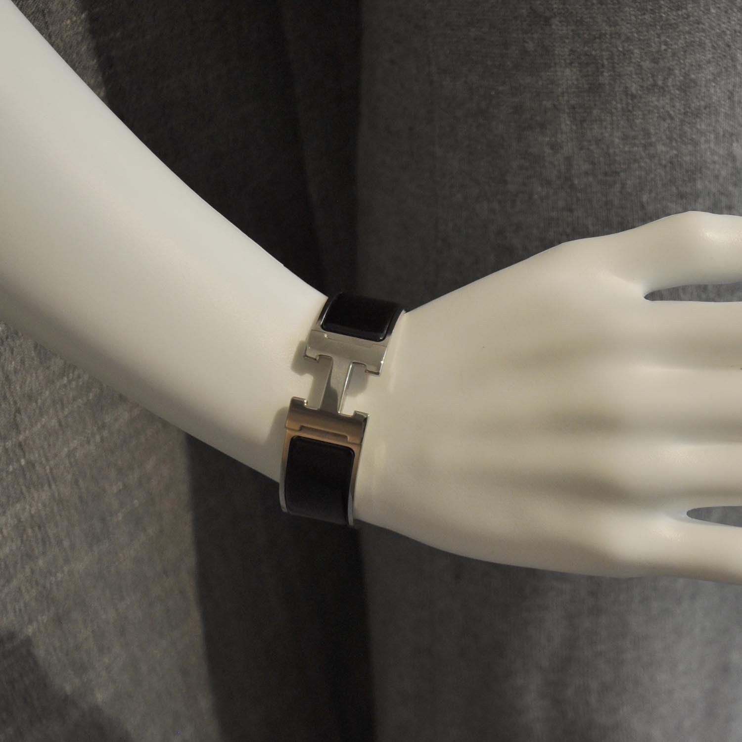 Hermes Enamel Clic Clac H Bracelet Wide Black Silver 4 of 7