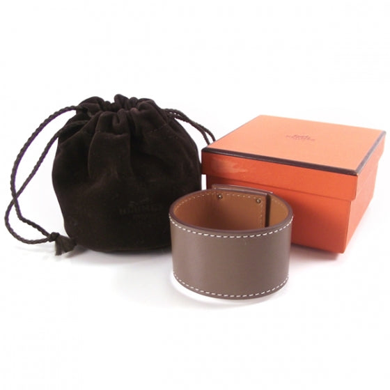 Swift Leather Kelly Dog Bracelet Cuff Etoupe