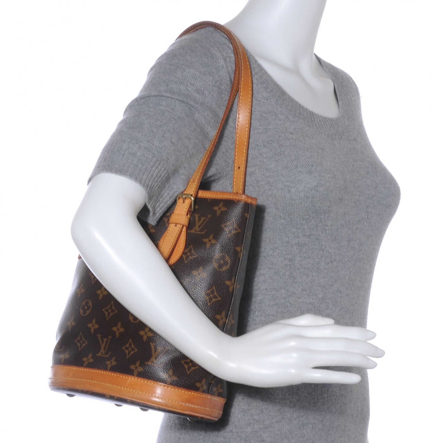 Monogram Petit Bucket 23