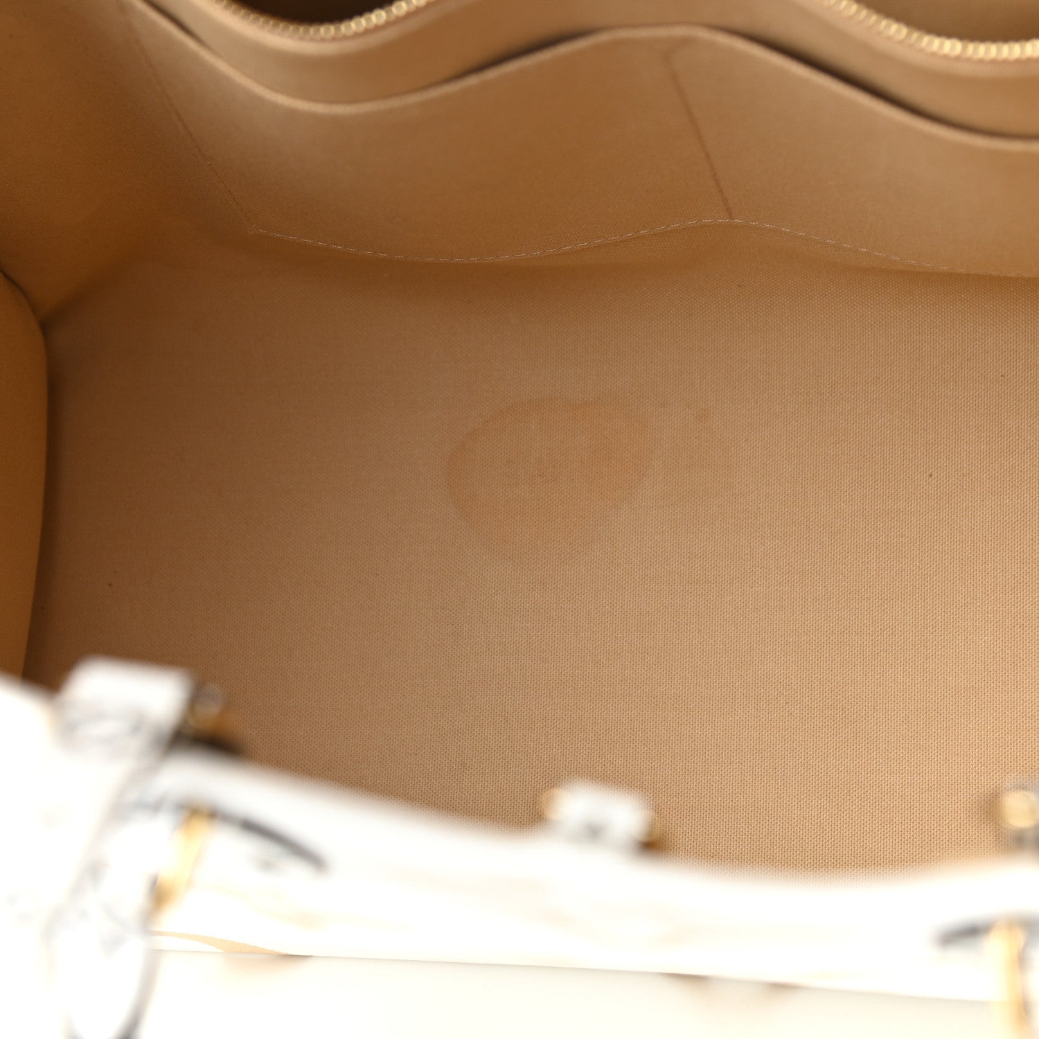 Louis Vuitton Monogram Giant Onthego GM Kaki Beige 10 of 15