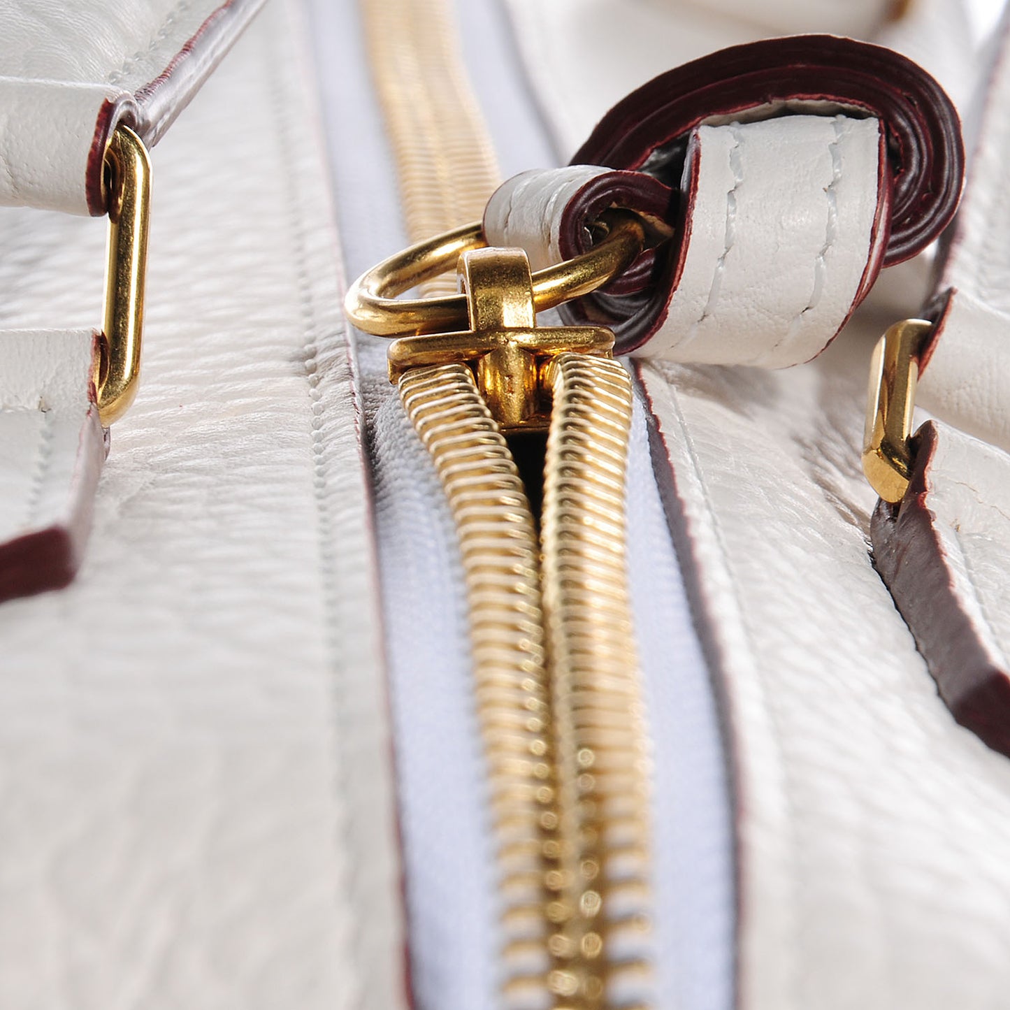 Bullhide Calfskin Medium Ring Bag White
