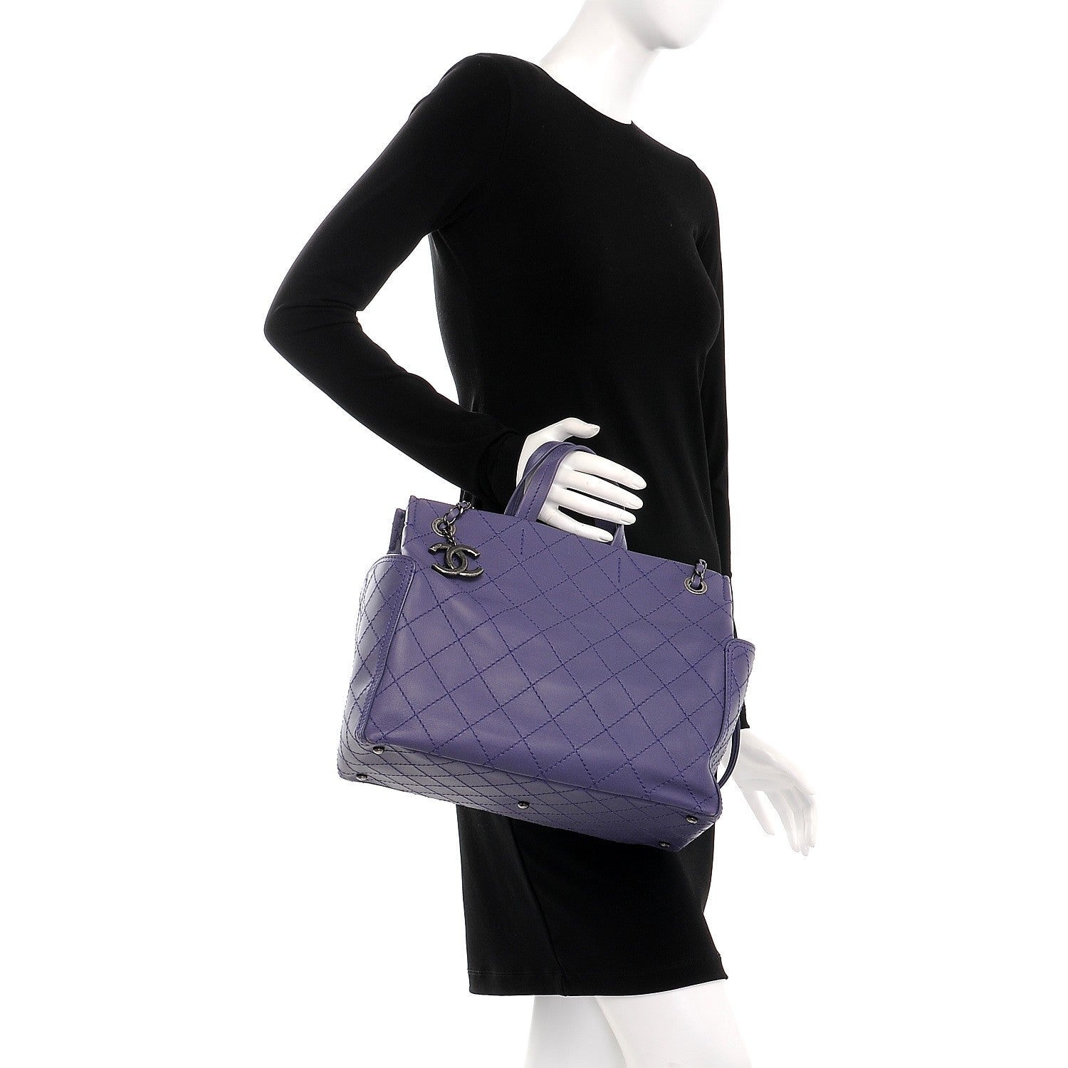 Chanel Calfskin Small CC Pocket Tote Purple 3 of 8