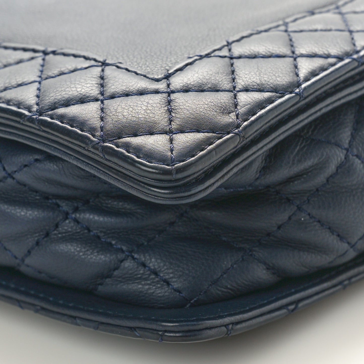 Calfskin New Medium Boy Reverso Flap Navy