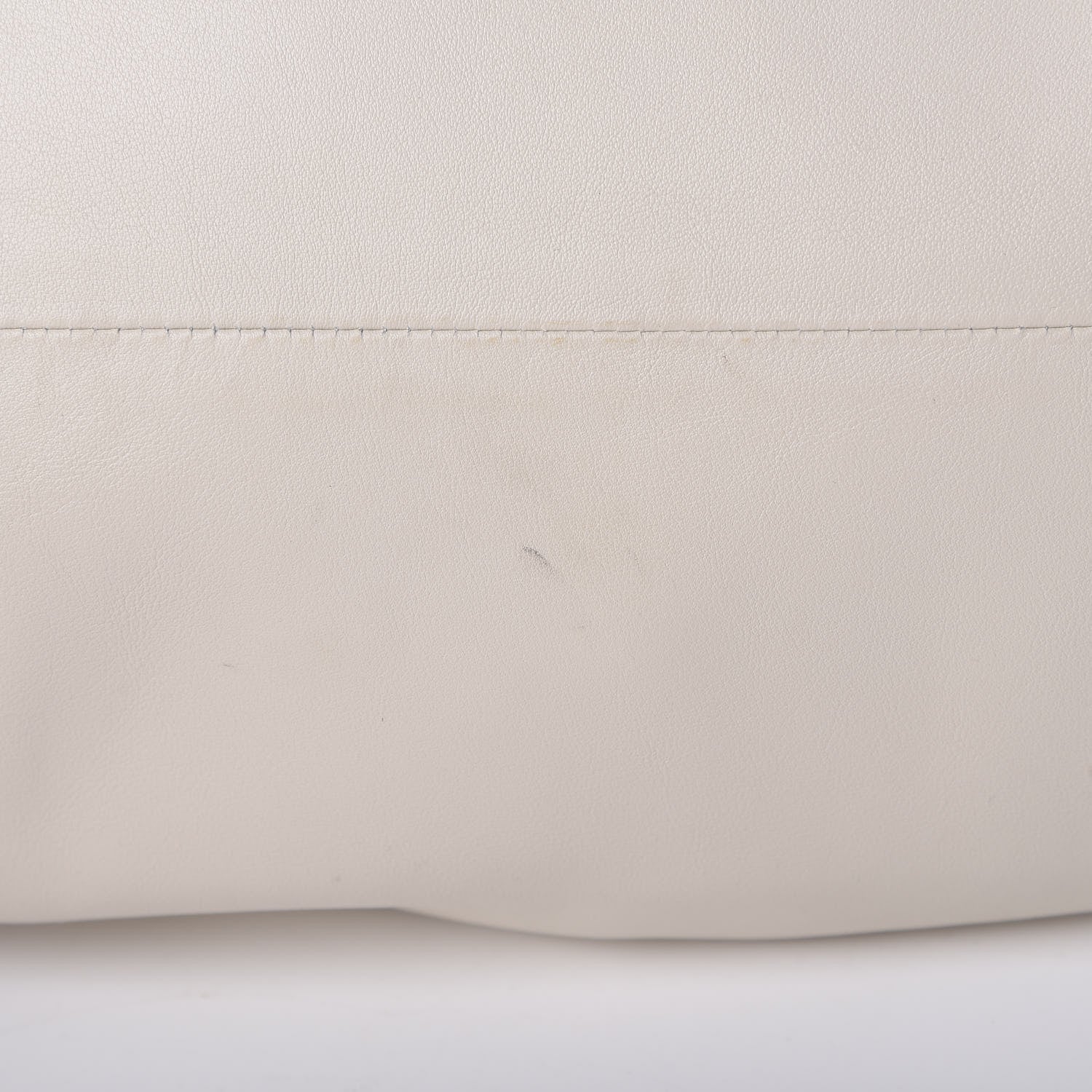 Bottega Veneta Calfskin The Pouch Chain Plaster 11 of 11