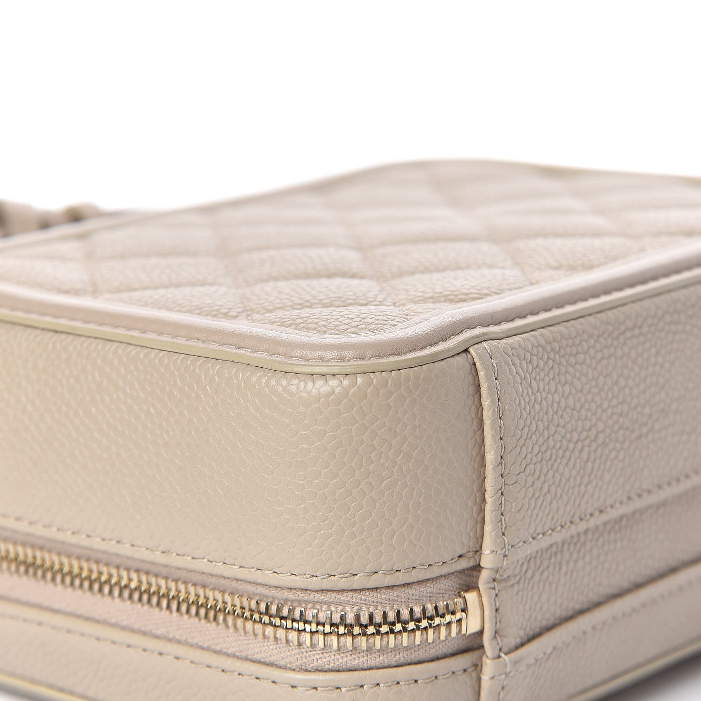 Caviar Quilted Small CC Filigree Vanity Case Light Beige